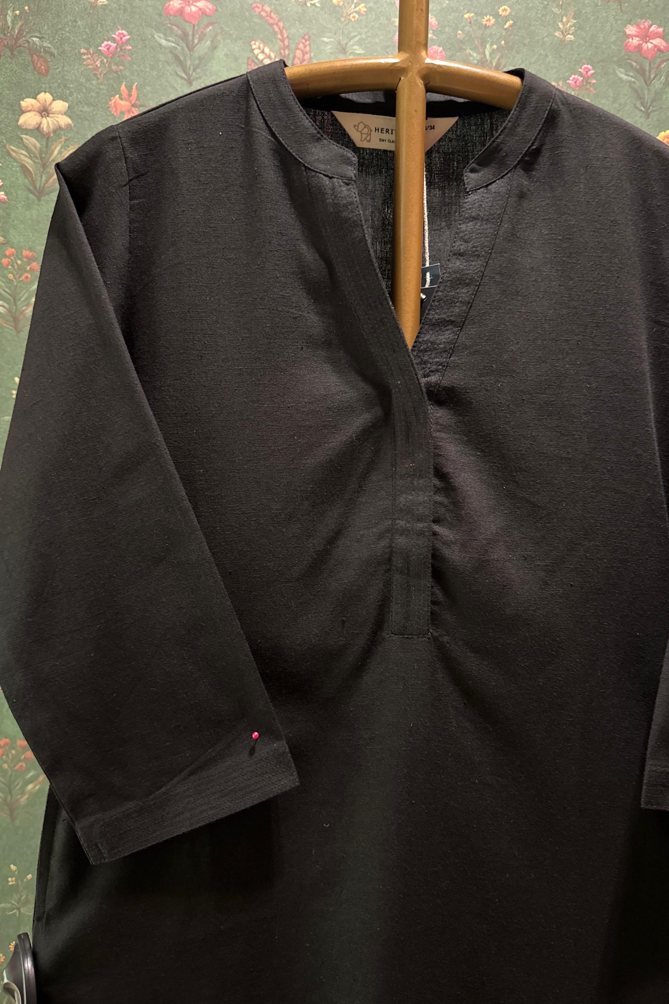 Black Minimal Kurta/Co-ord Set | HER-527