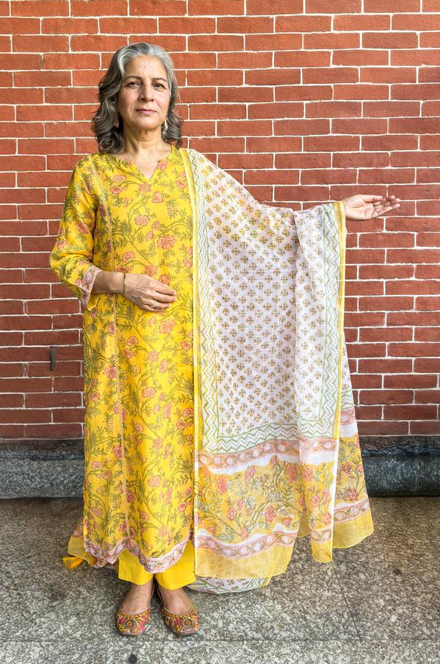 Yellow Floral Printed Kota Doria Suit Set,with Kota Doria Dupatta x Gurdeep | HER-756