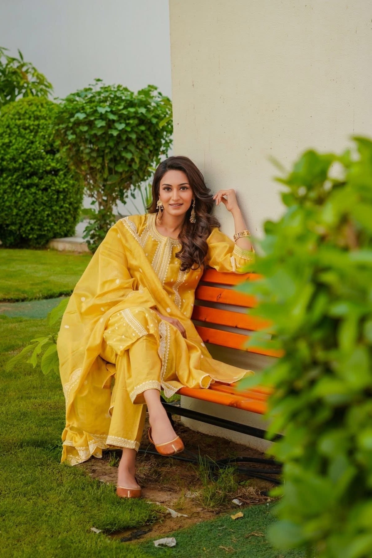 Zariya Yellow Embroidered Chanderi Suit Set | HER-388