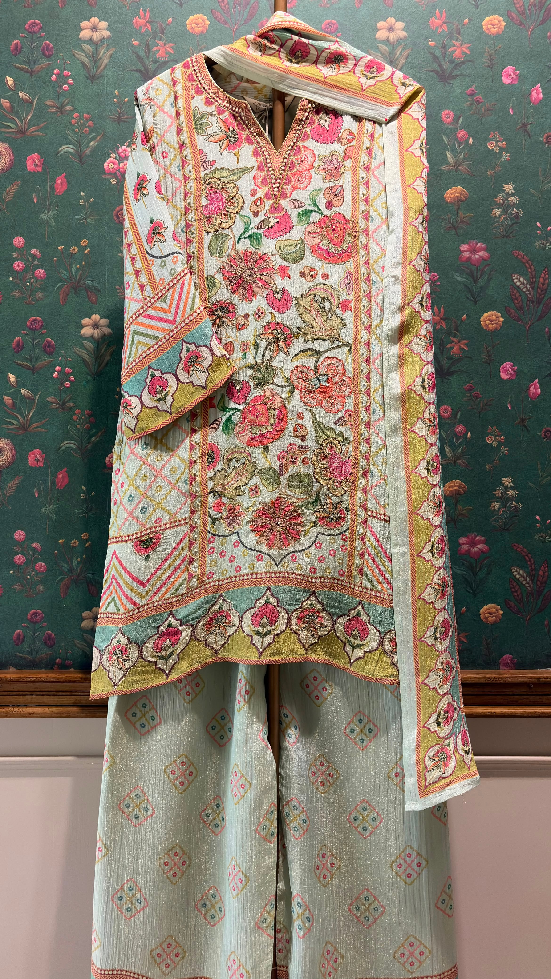 Pastel Green Crushed Tissue Floral Suit Set
