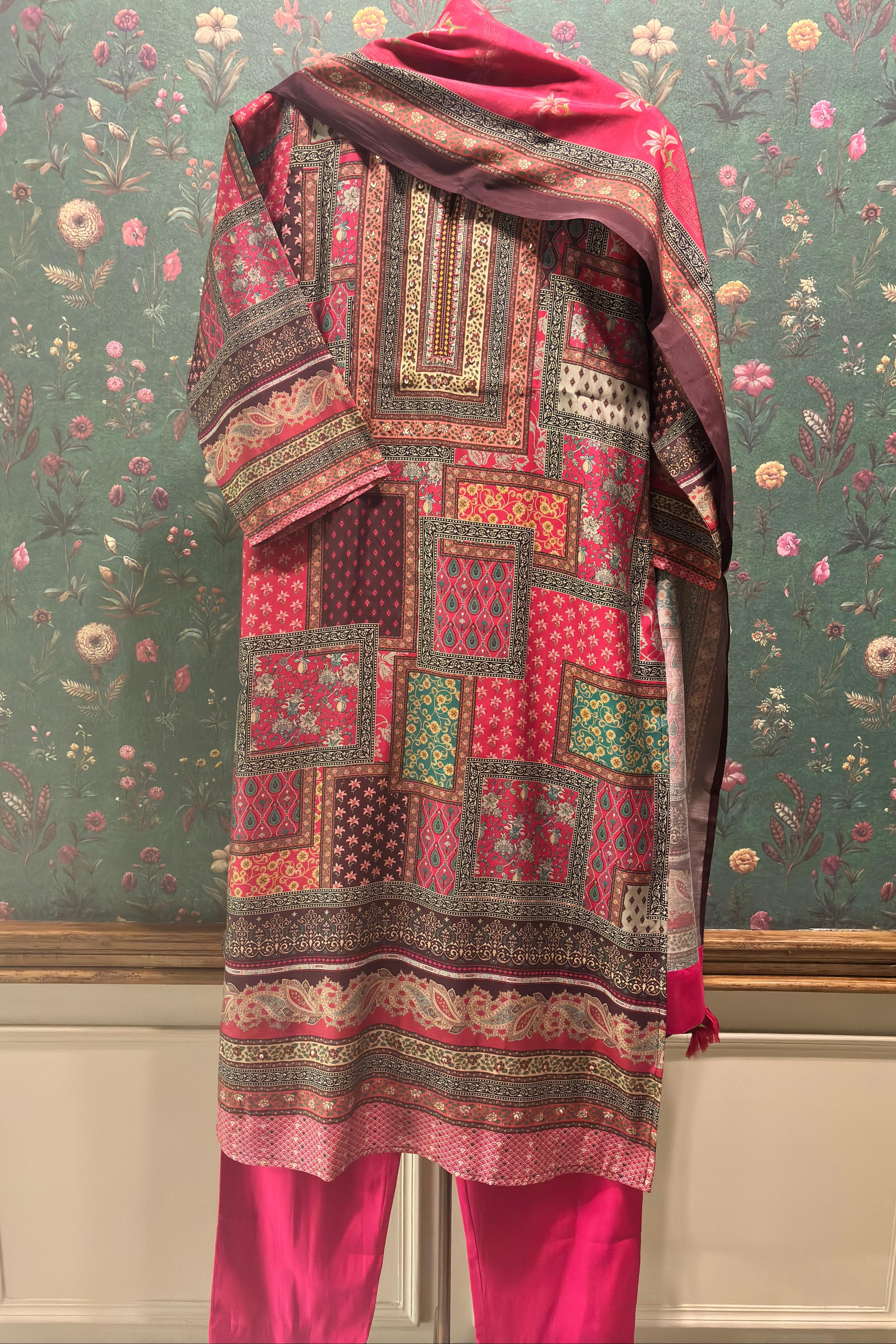 Pink Straight Fit Muslin Suit Set | HER-455