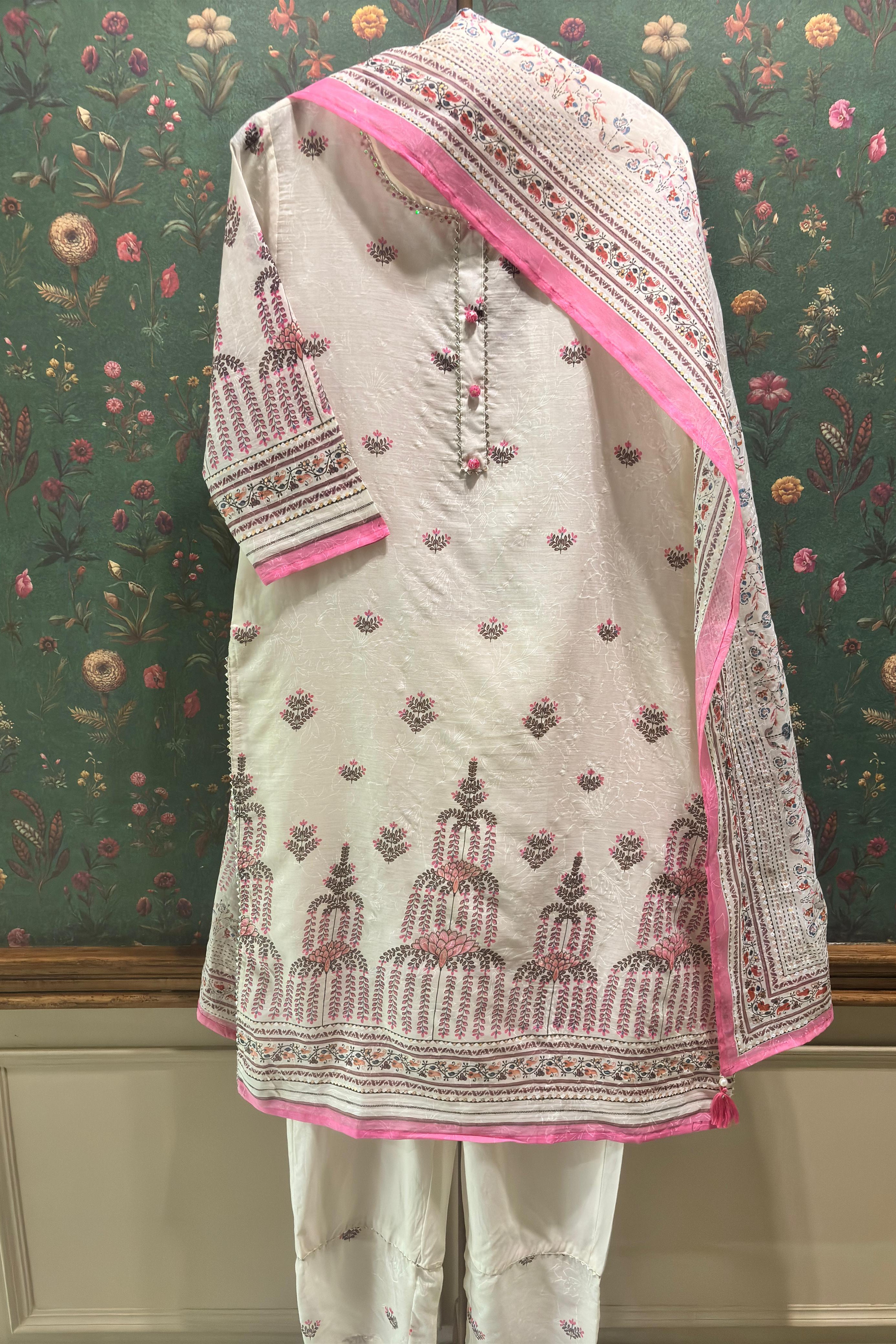 Cream Straight Fit Cotton Suit Set (With Pants and Dupatta)