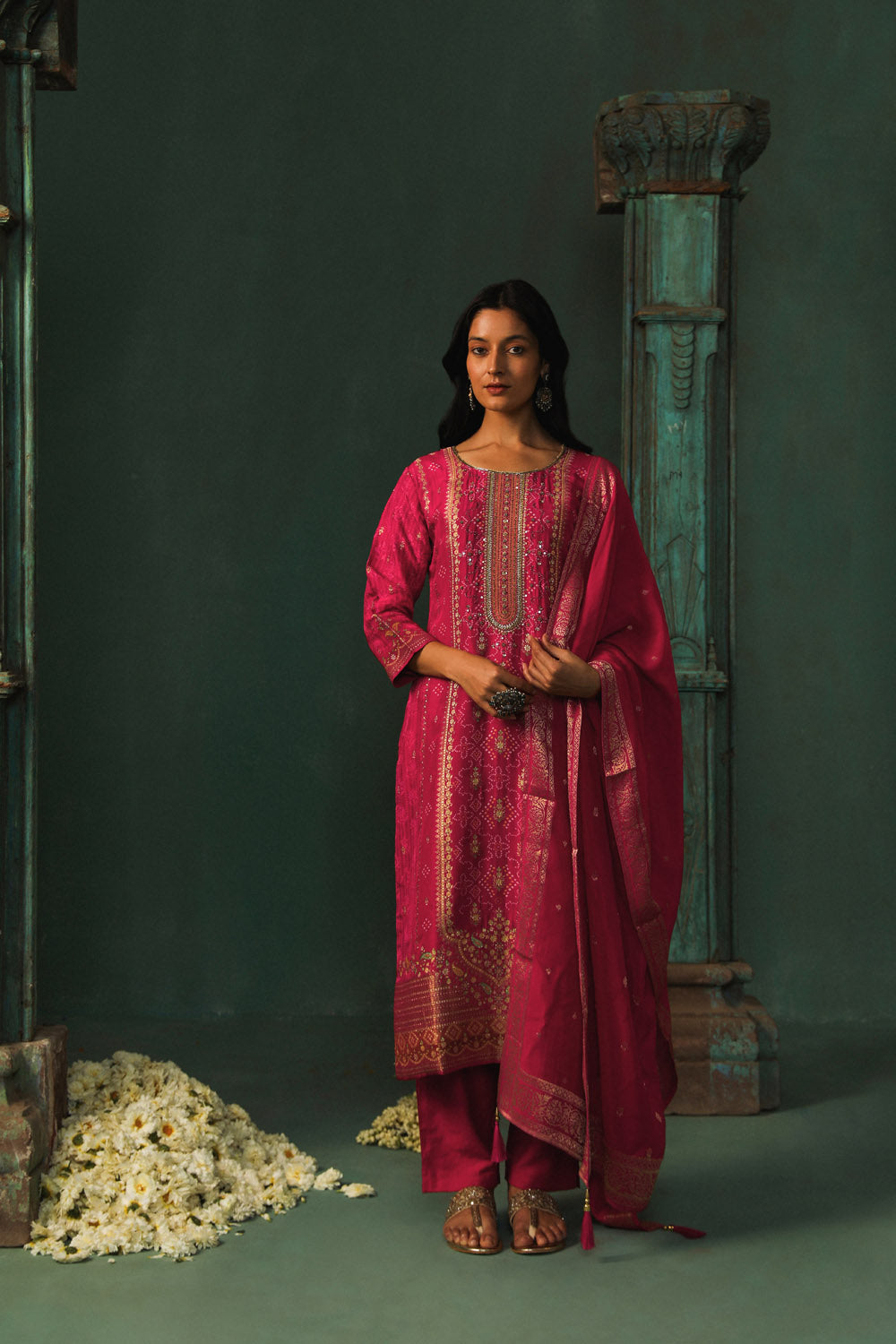 Pink Dola Jacquard Straight Fit Suit Set | HER-336