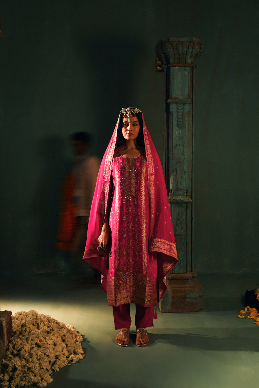 Pink Dola Jacquard Straight Fit Suit Set | HER-336