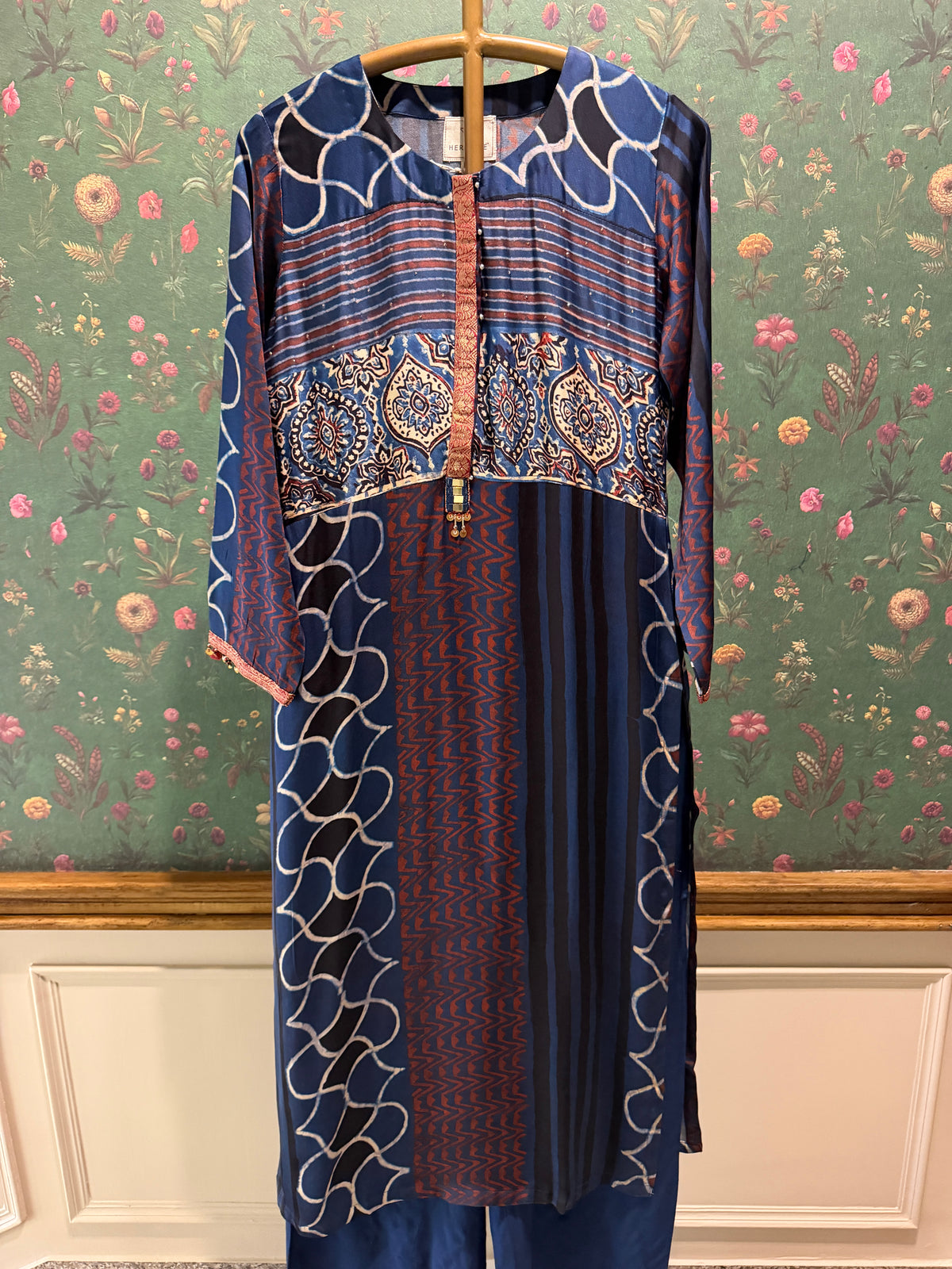 Blue Gajji Silk Printed Luxe Kurta Set