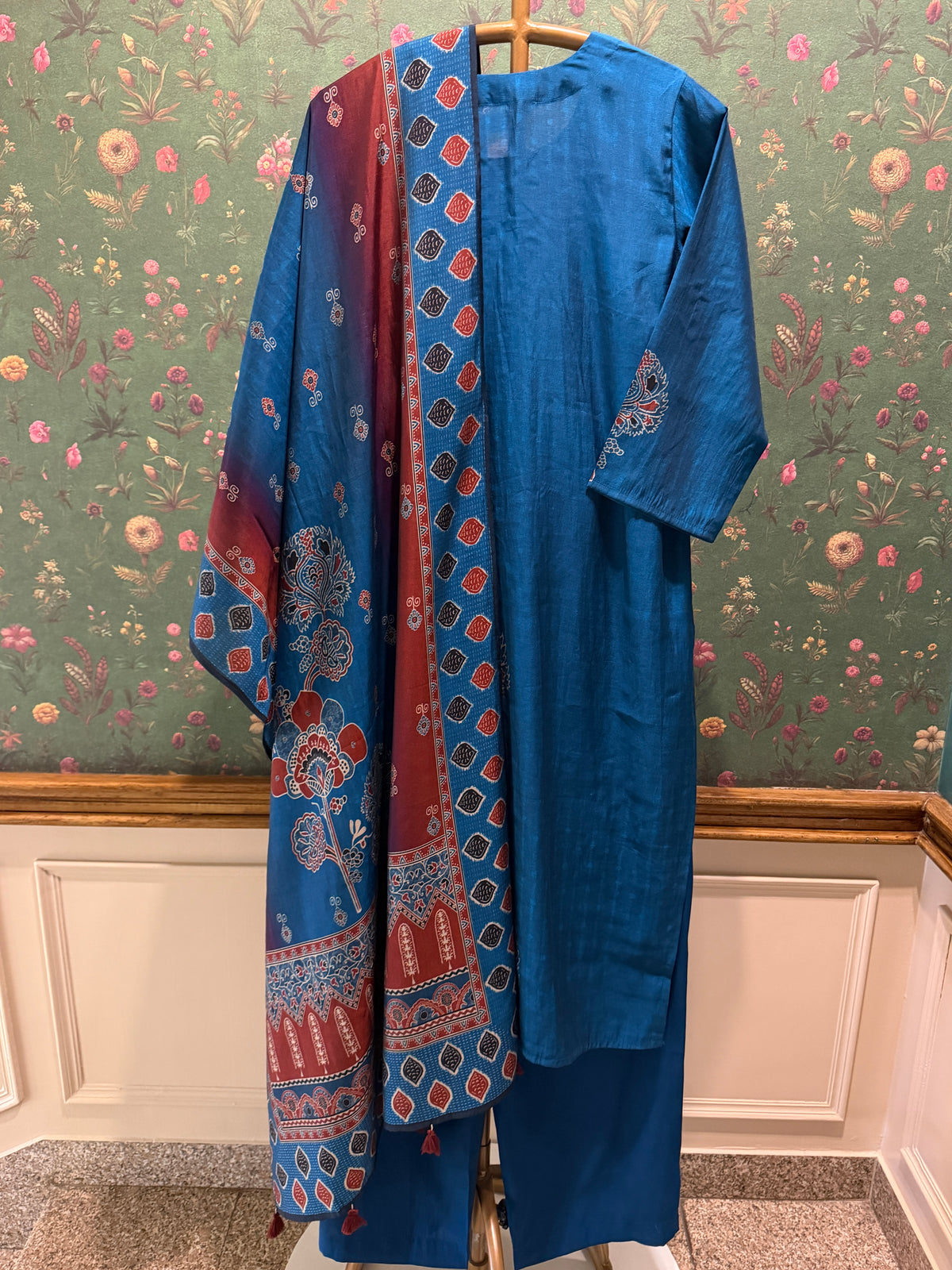 Blue Floral Printed Muslin Suit Set