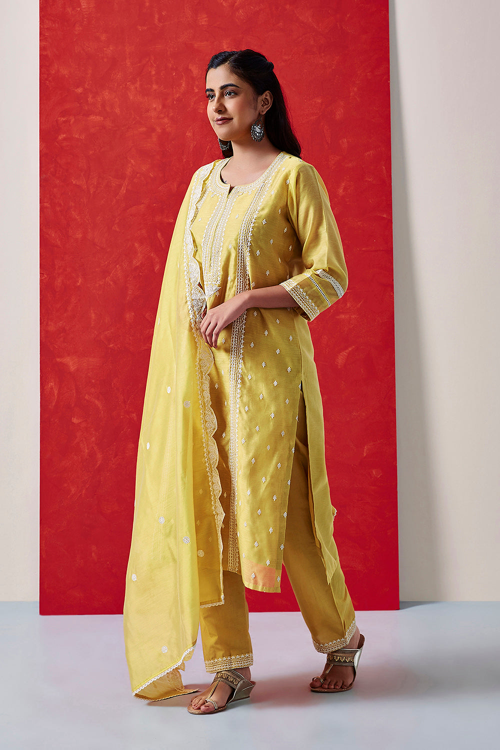 Zariya Yellow Embroidered Chanderi Suit Set | HER-388