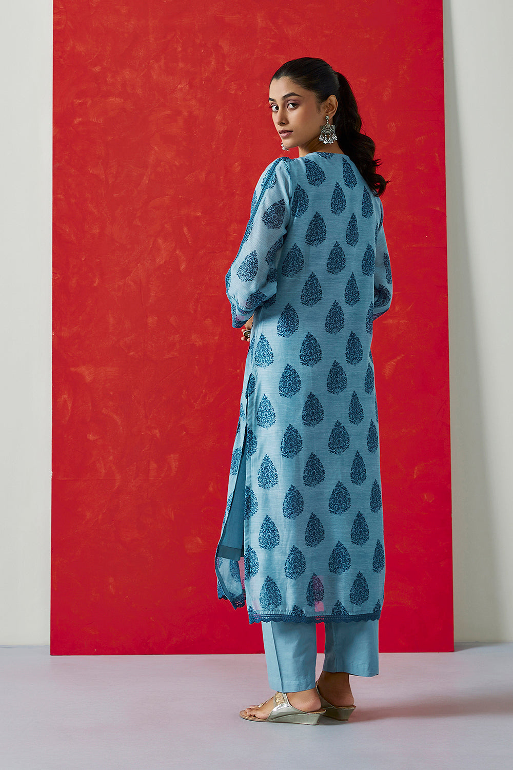 Tehzeeb ‘Powder Indigo Blue’ Chanderi Suit Set | HER-411