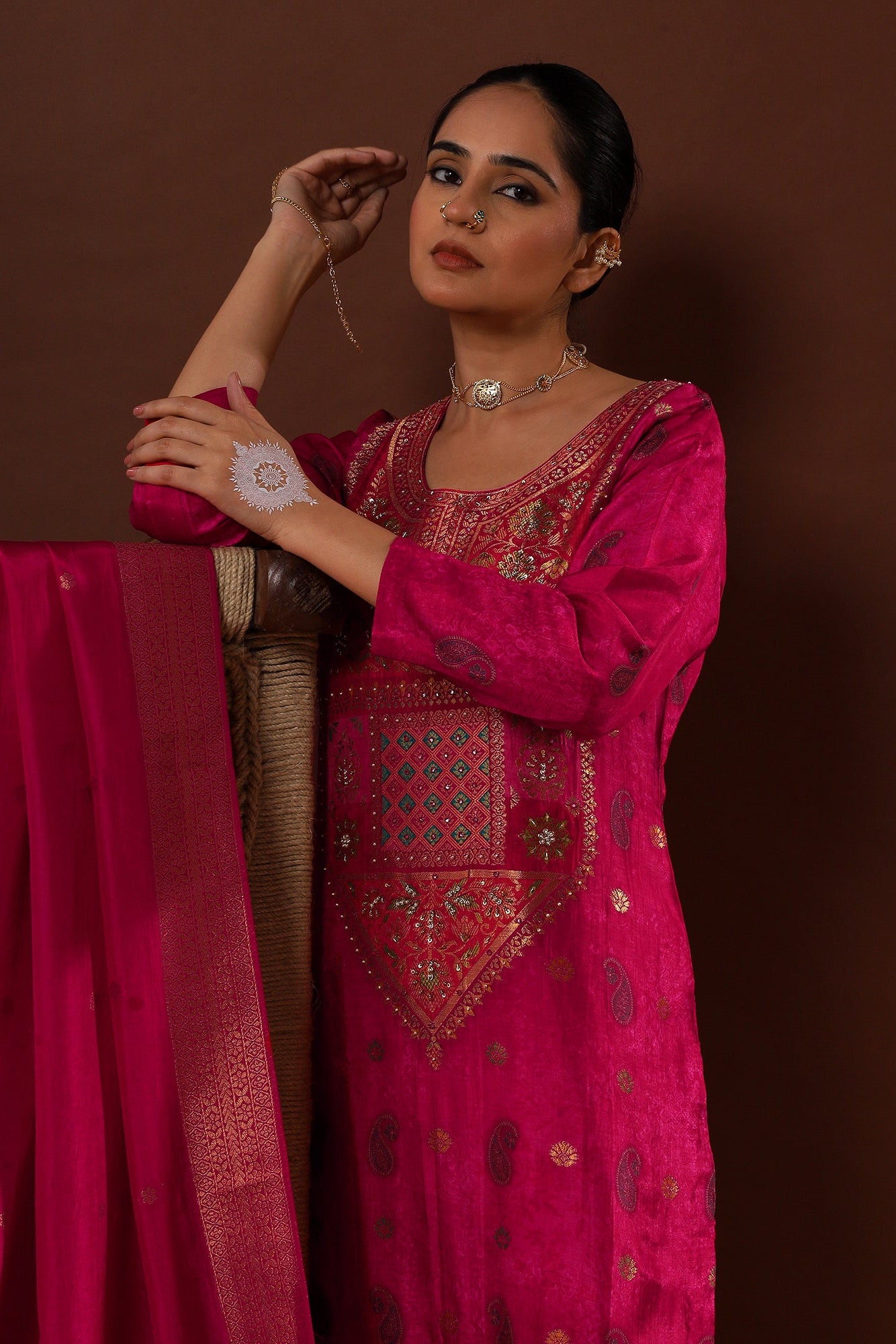 Heritage Premium Dola Jacquard Embroidered Suit Set – Rani Pink | HER-483