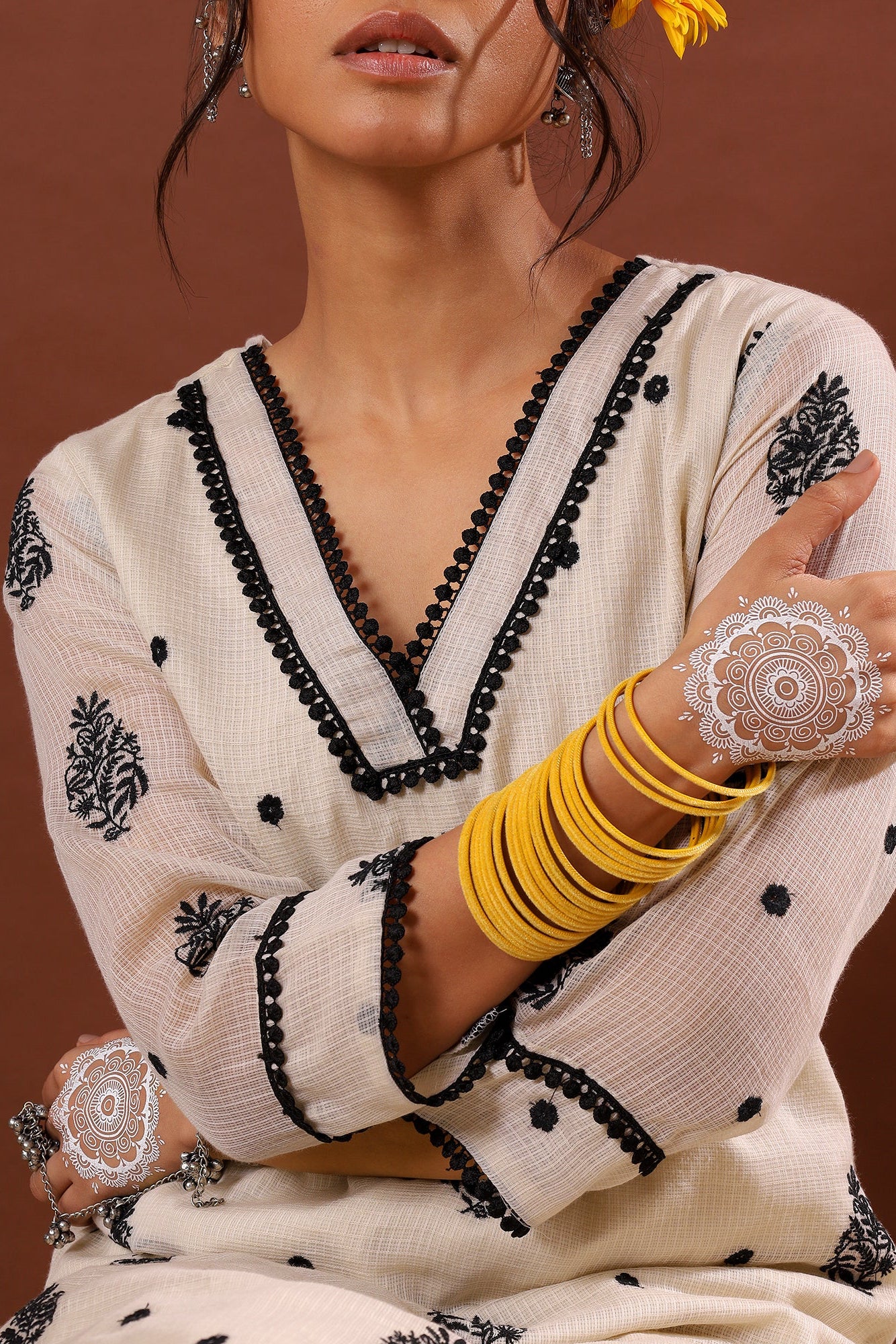 Zehra Off-White Kota Doria Suit Set | HER-502