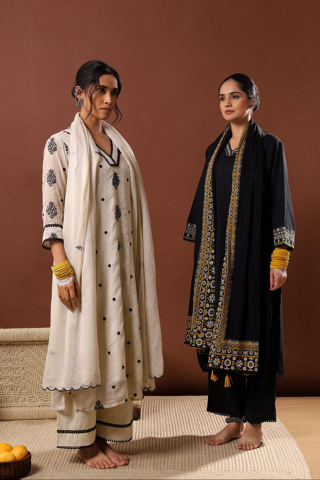 Nazaakat Linen Black Suit Set