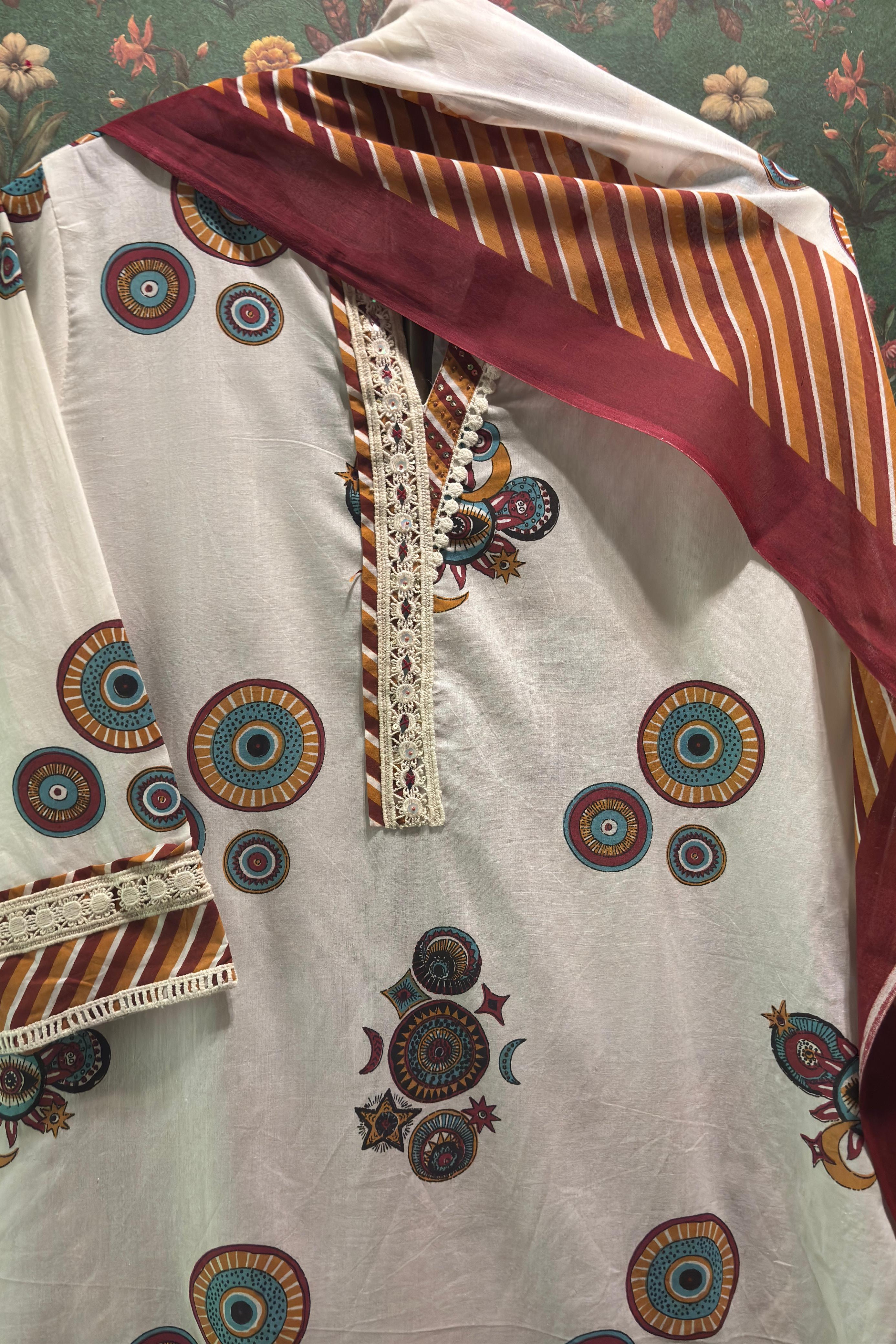 White Straight Fit Cotton Suit Set (With Pants and Dupatta)