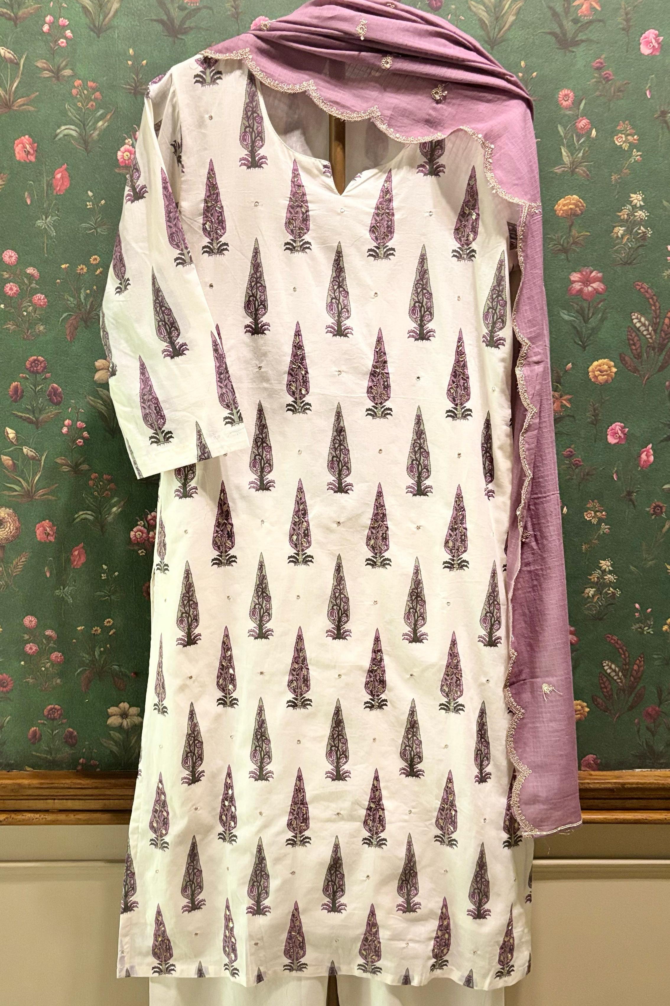 Lilac Floral Suit Set, with Kota Doria Dupatta | HER-519