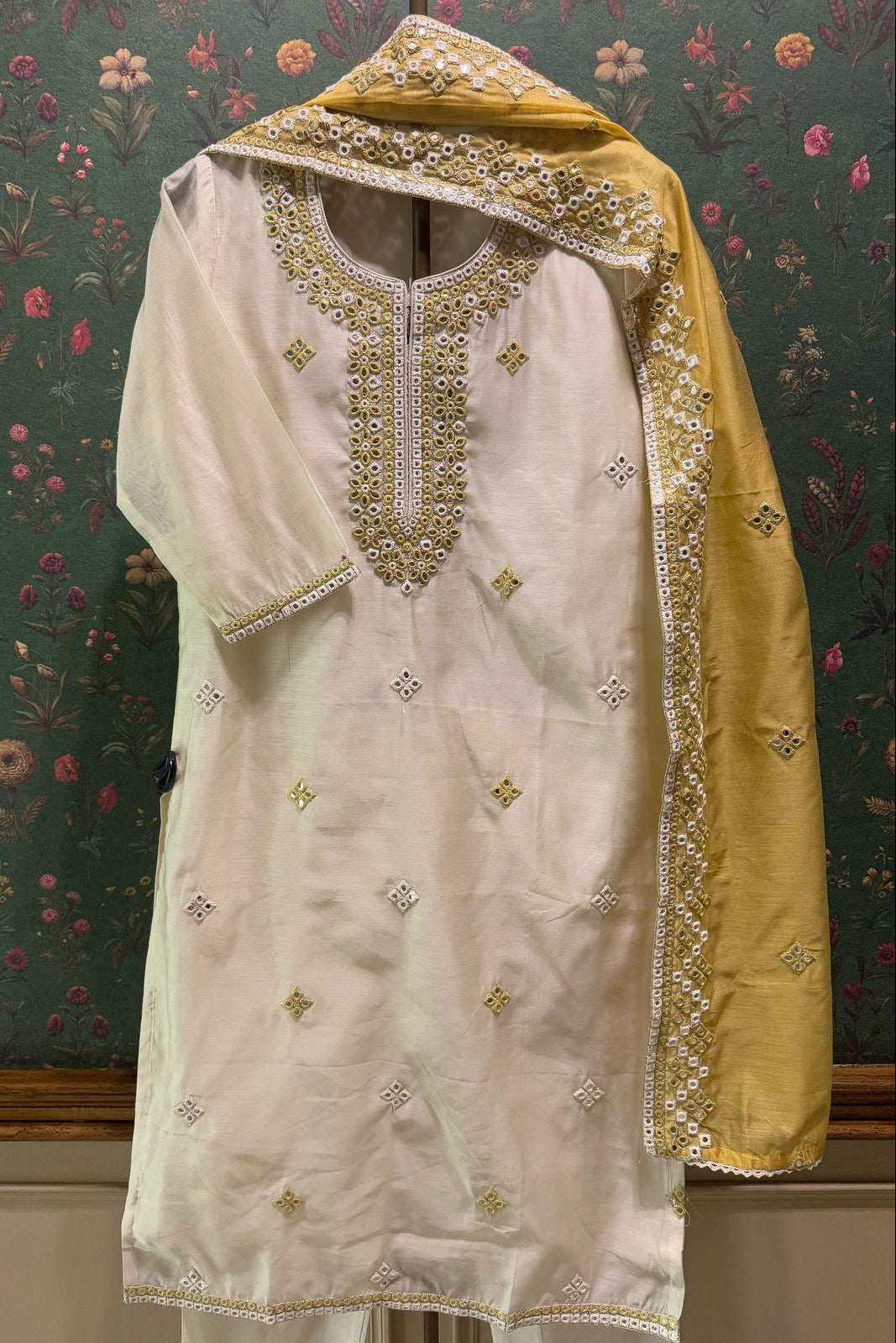 Ivory Chanderi Suit Set with Mirror Work | HER-409