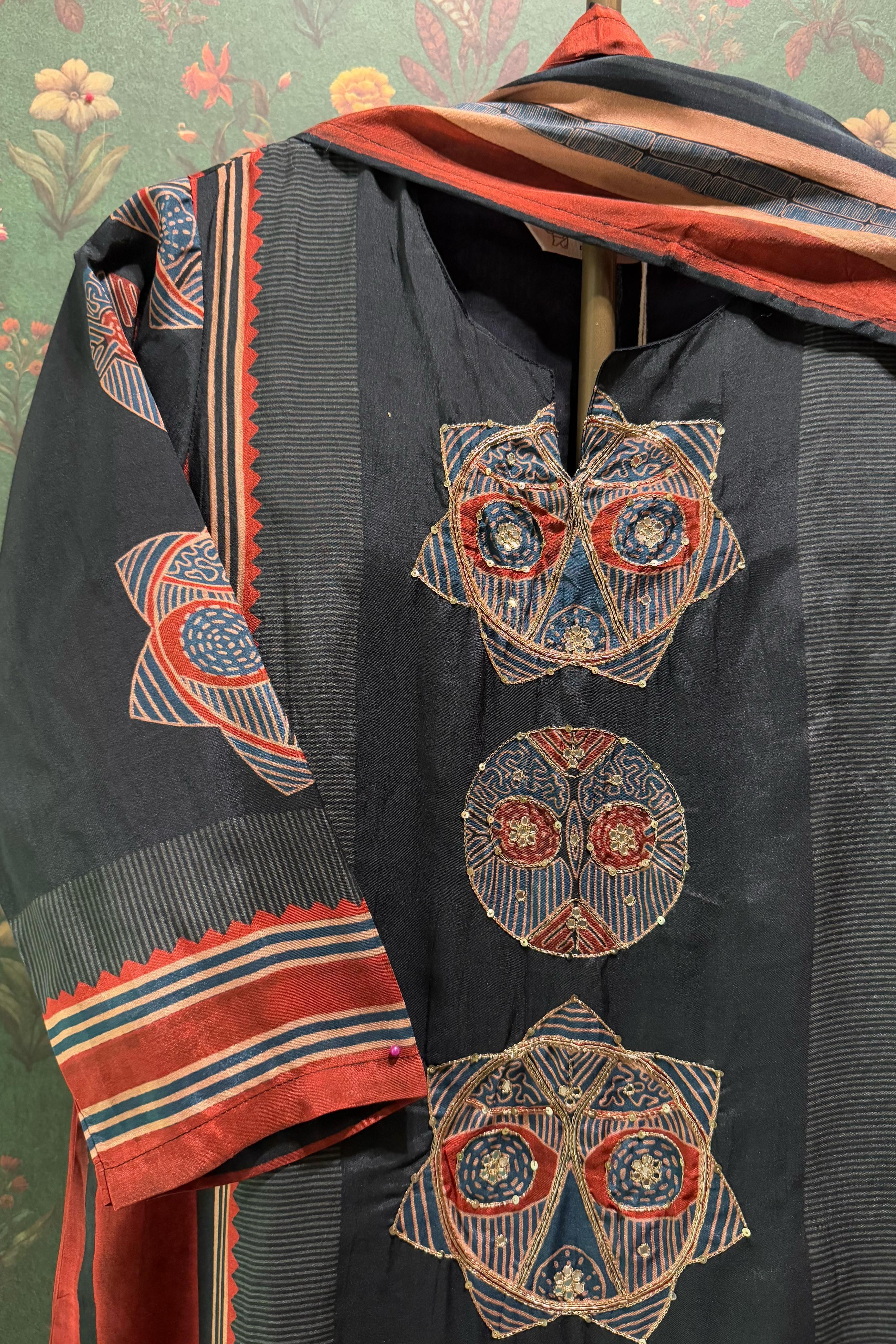 Black Muslin Suit Set | HER-393