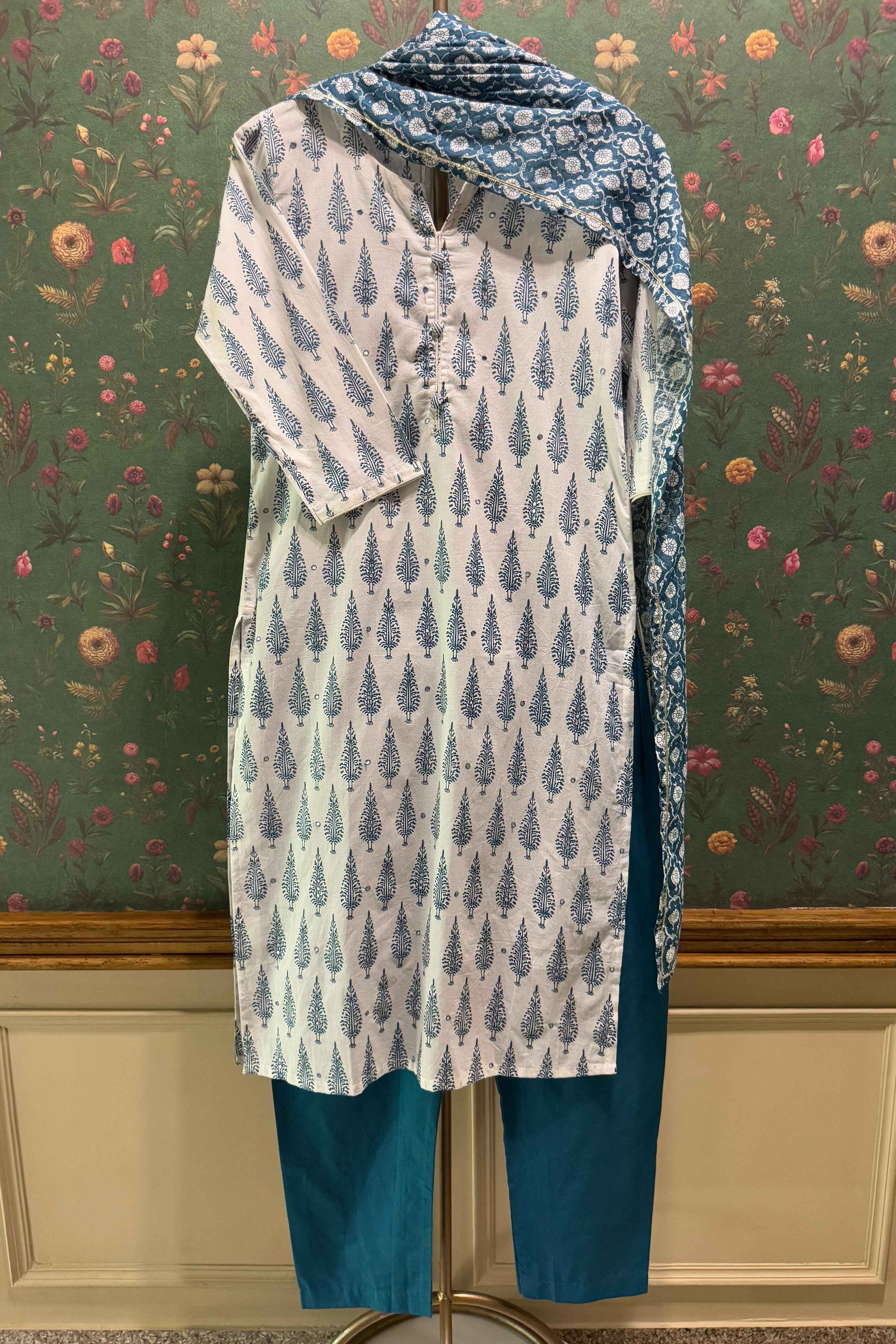 Blue Motifs Handblock Cotton Suit Set | SA-24