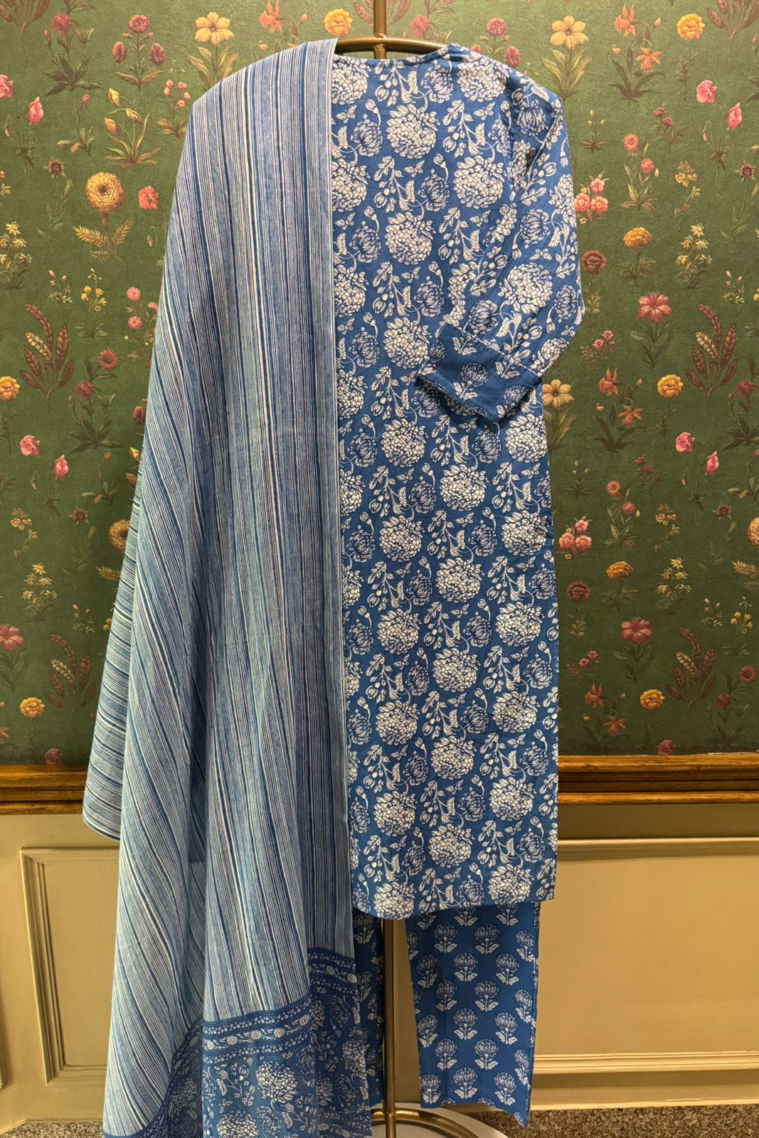 Royal Indigo Bloom Suit Set | HER-381