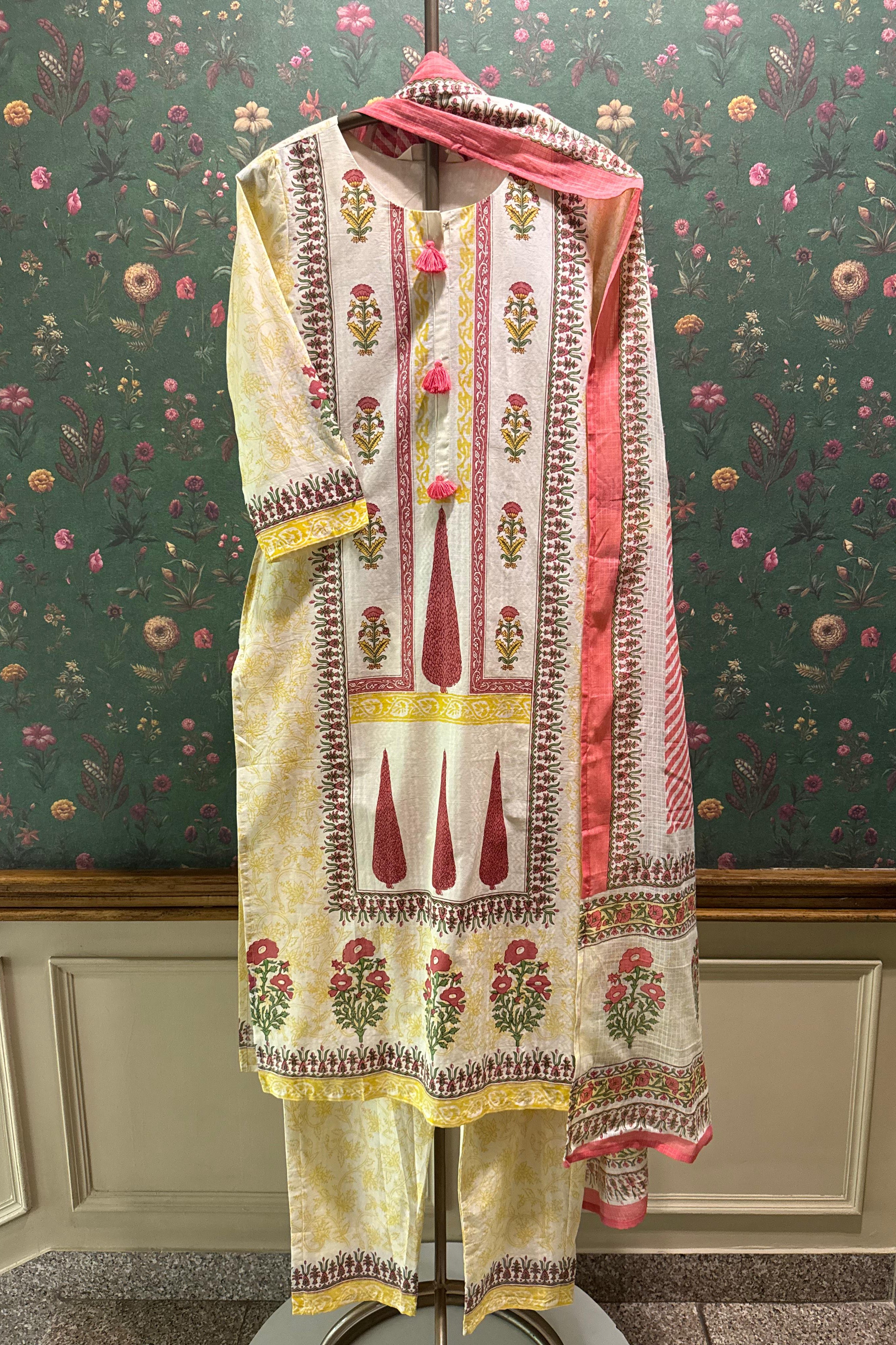 Vine Floral Cotton Suit Set