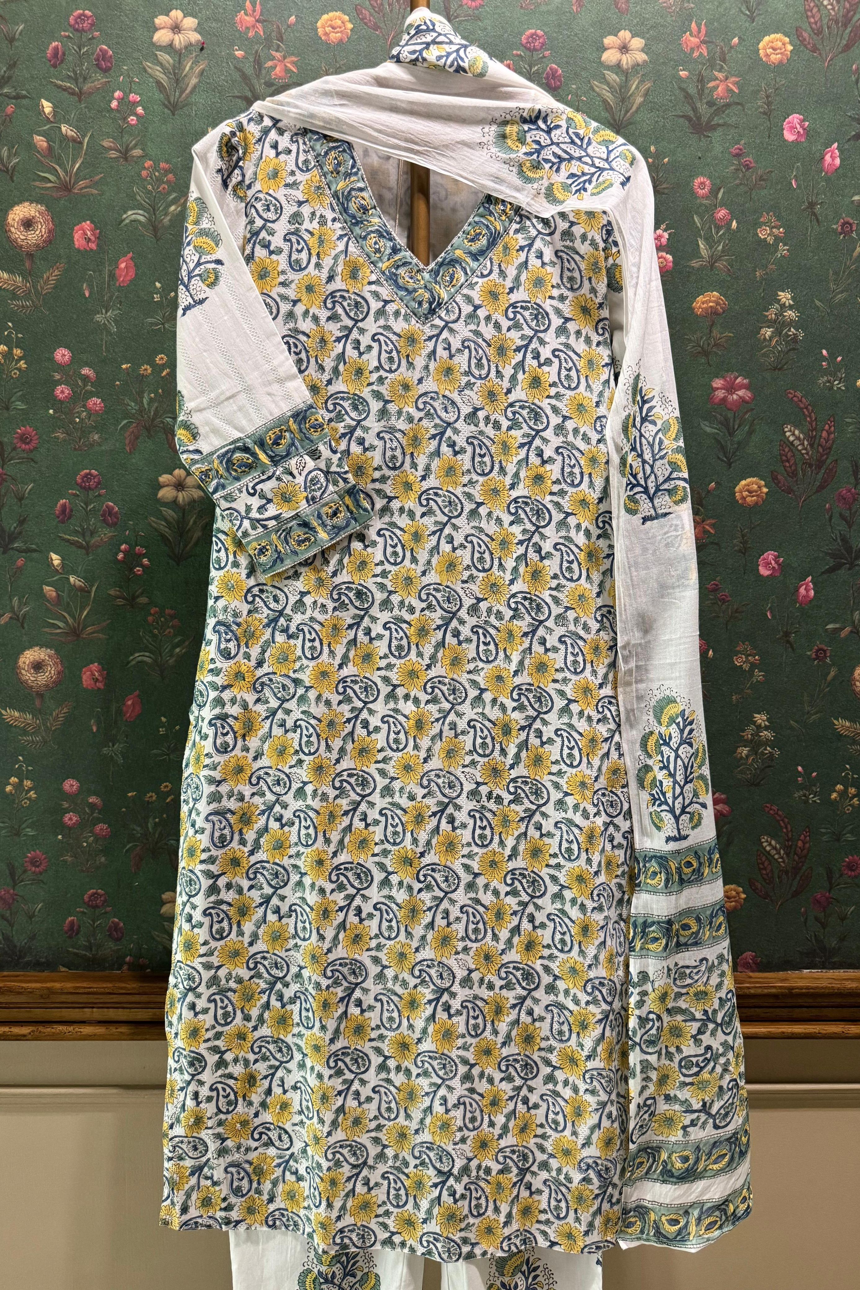 Bahaar Cotton Suit Set | HER-343