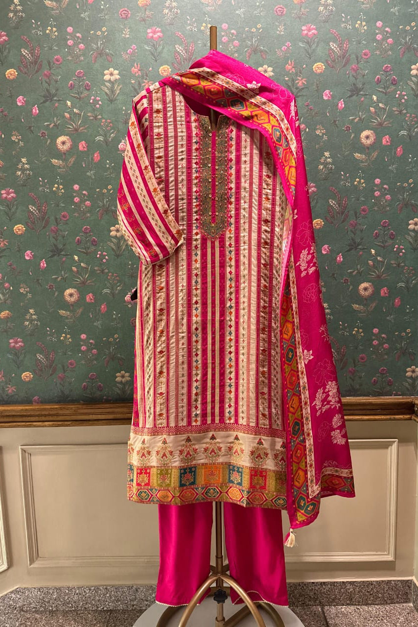 Rangriti Rani Dola Jacquard Suit Set | HER-549