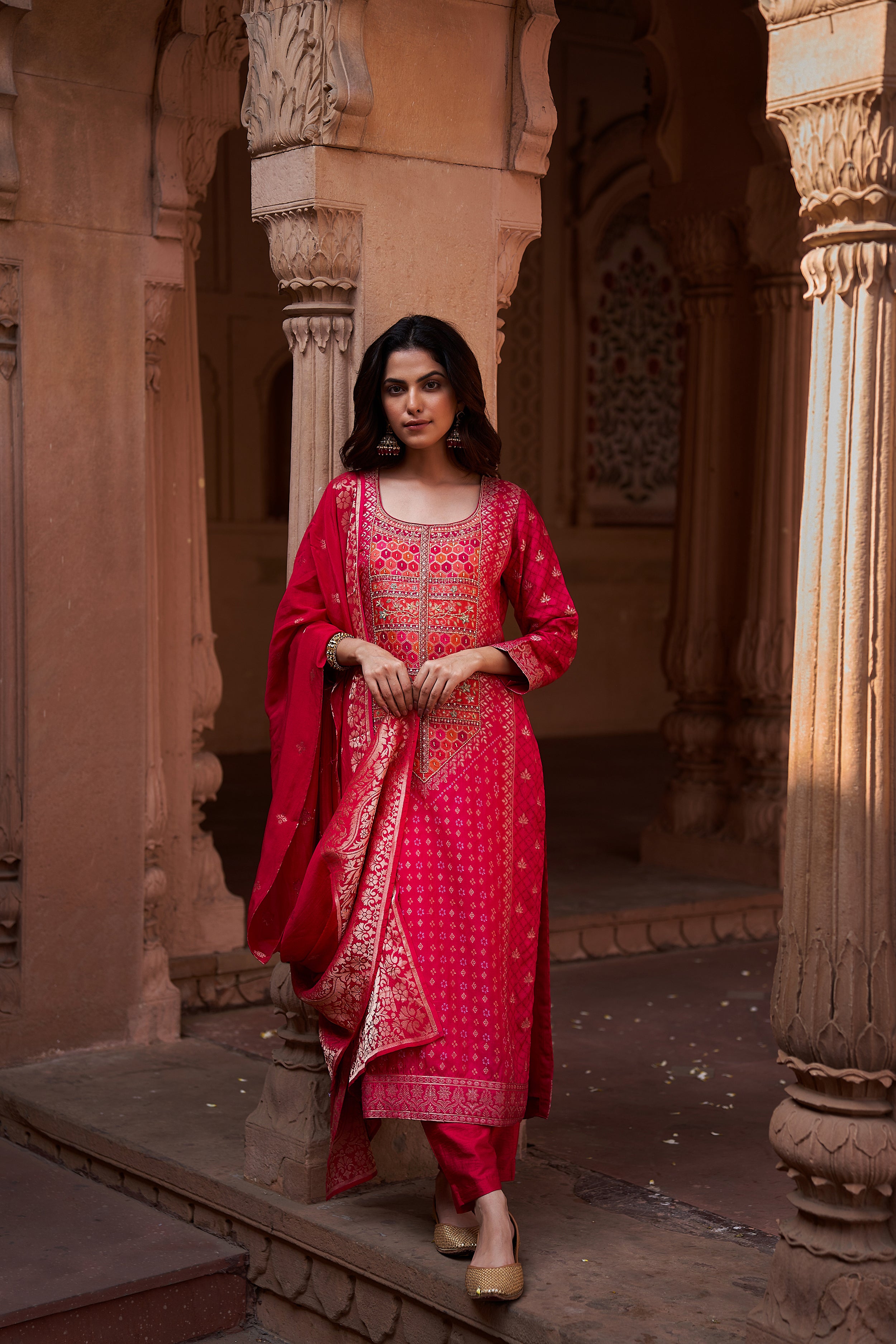 Pink Dola Jacquard Suit Set | HER-167