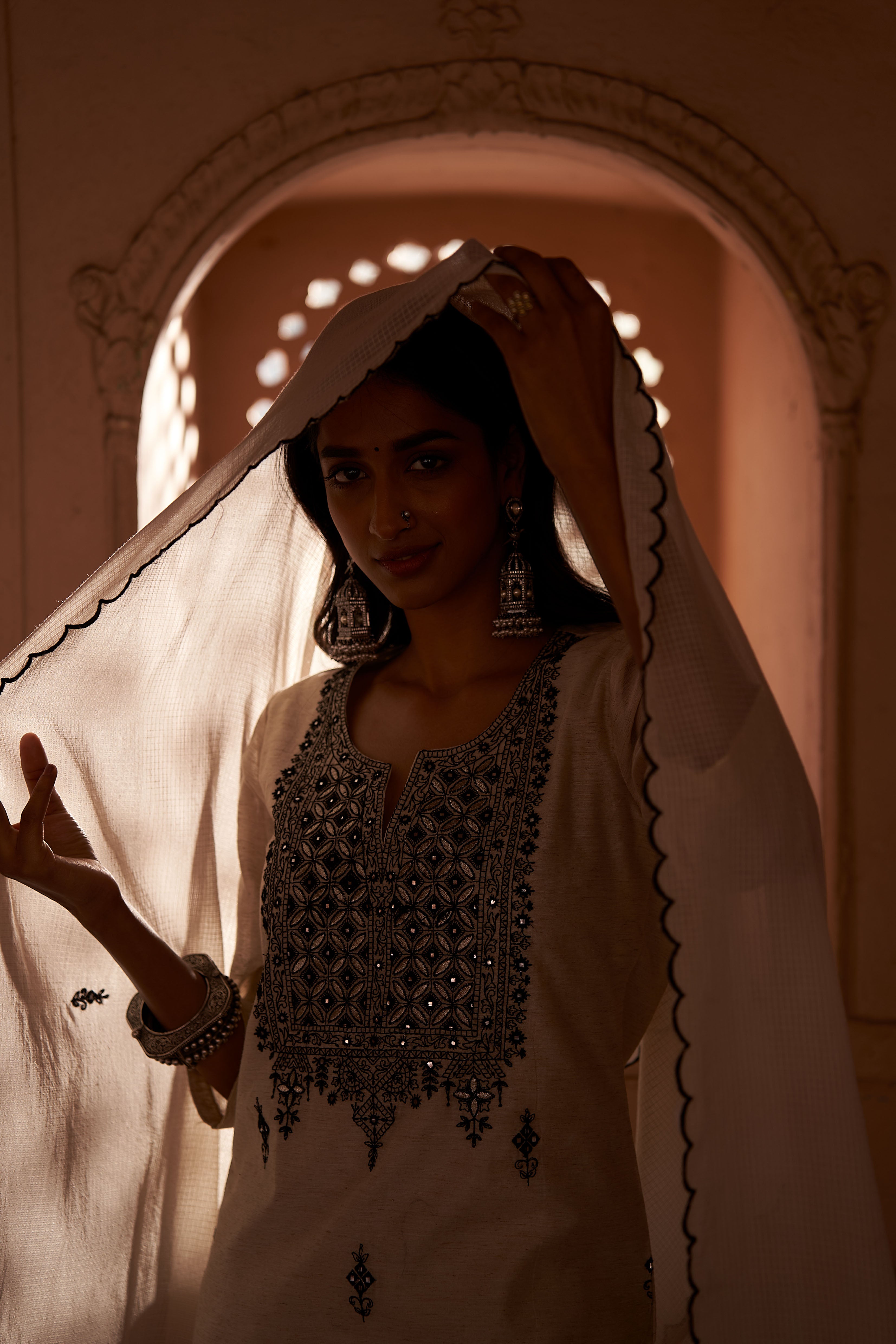 Off-White Jute Chanderi Suit Set | HER-195